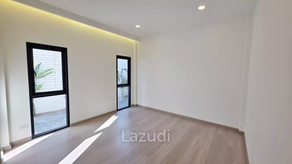 Newly Renovated 1-Storey House for Sale in Ratsada, Phuket