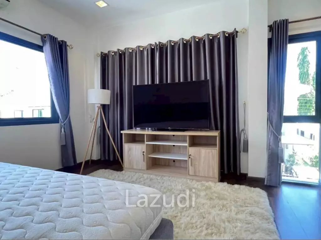 Modern 2-Story Detached House at Uraiwan Grand Villa