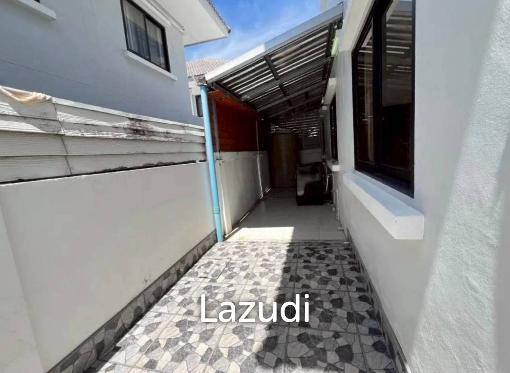 Modern 2-Story Detached House at Uraiwan Grand Villa