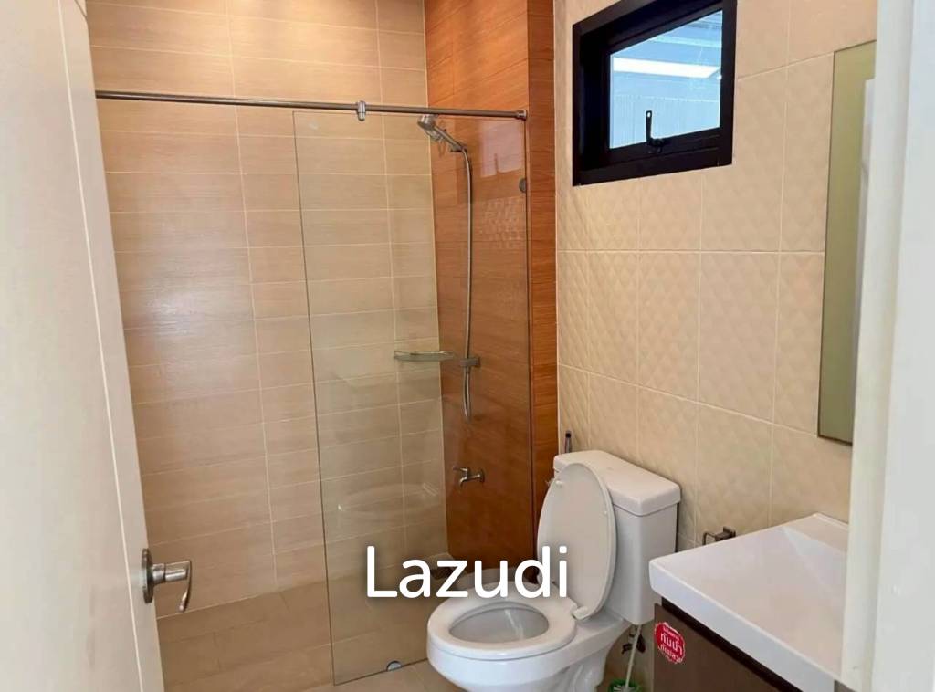Modern 2-Story Detached House at Uraiwan Grand Villa