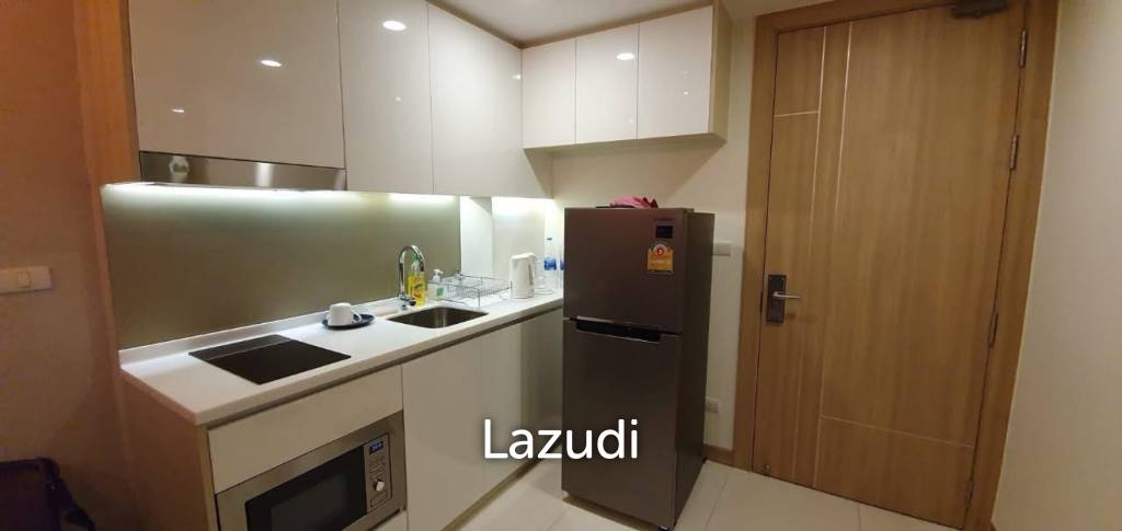 คอนโดหรู 1 ห้องนอน วิวทะเล พร้อมที่พัก โครงการ ริเวียร่า