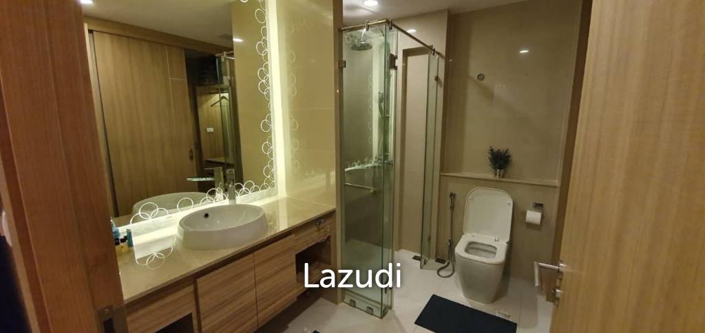 คอนโดหรู 1 ห้องนอน วิวทะเล พร้อมที่พัก โครงการ ริเวียร่า