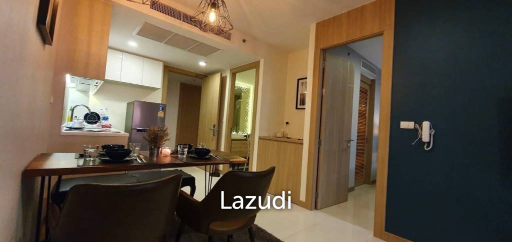 คอนโดหรู 1 ห้องนอน วิวทะเล พร้อมที่พัก โครงการ ริเวียร่า