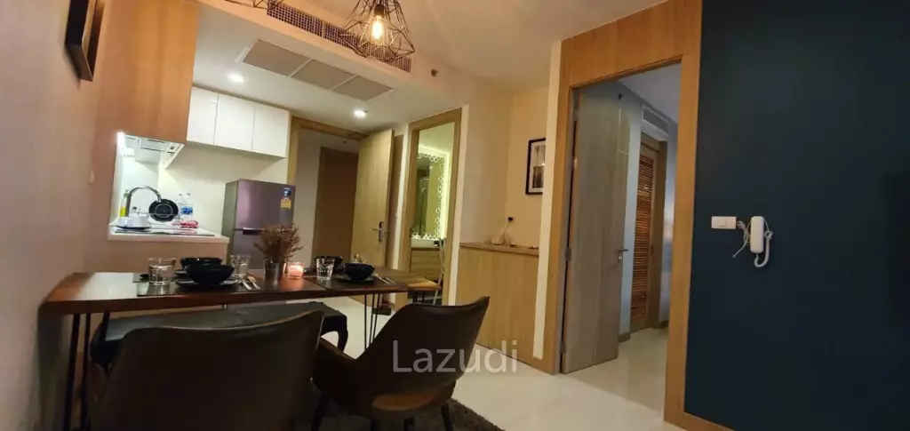 คอนโดหรู 1 ห้องนอน วิวทะเล พร้อมที่พัก โครงการ ริเวียร่า