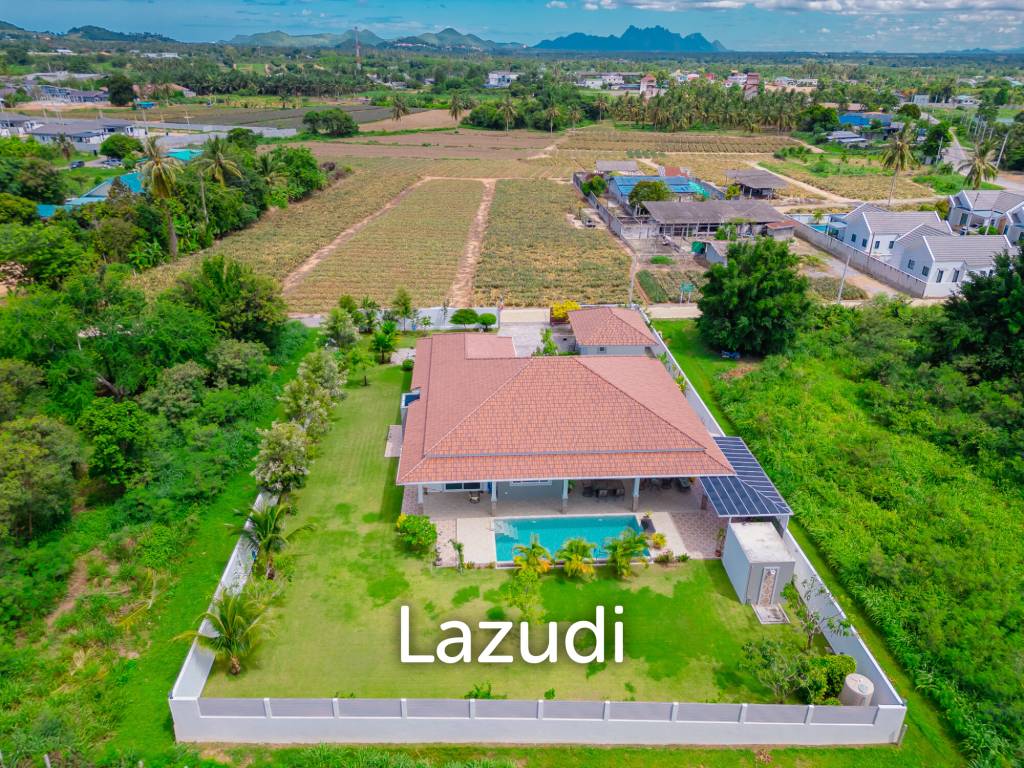 Luxury 5 Bed Pool Villa at Wang Pong.
