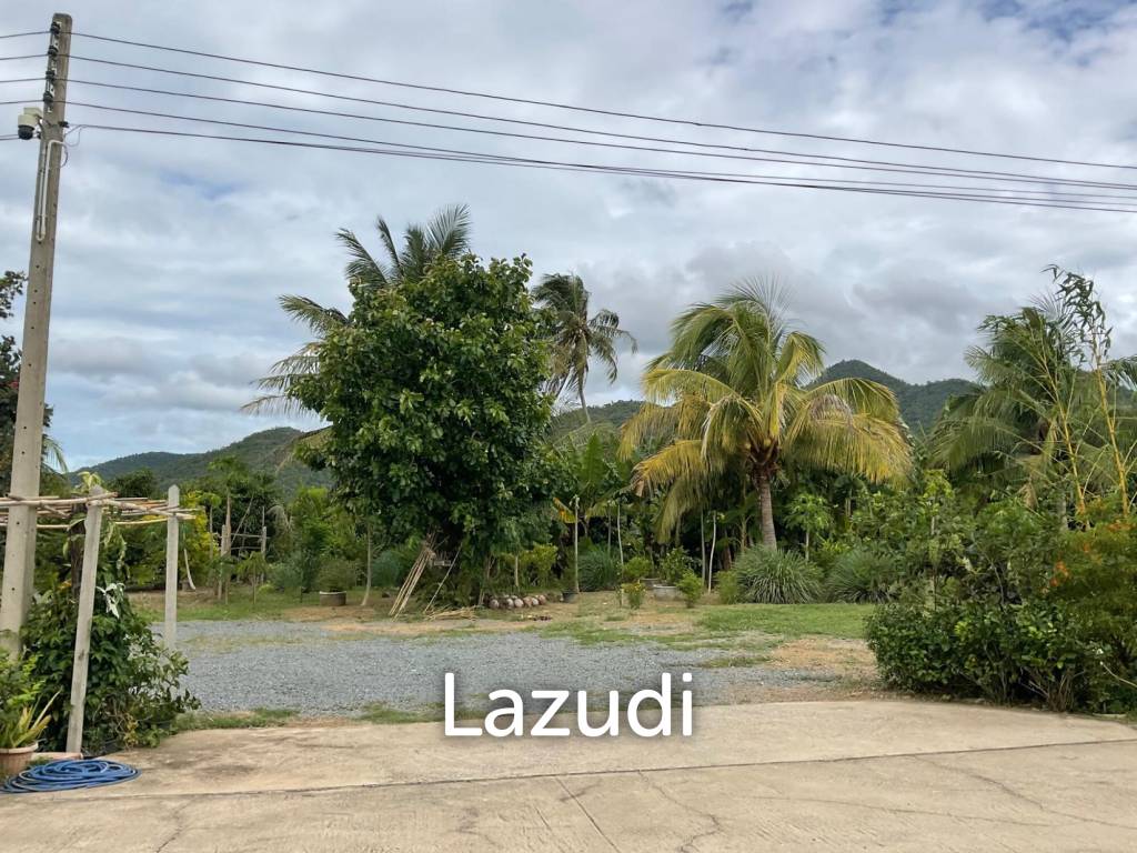2 Storey Thai Style house with big land plot at Kuiburi
