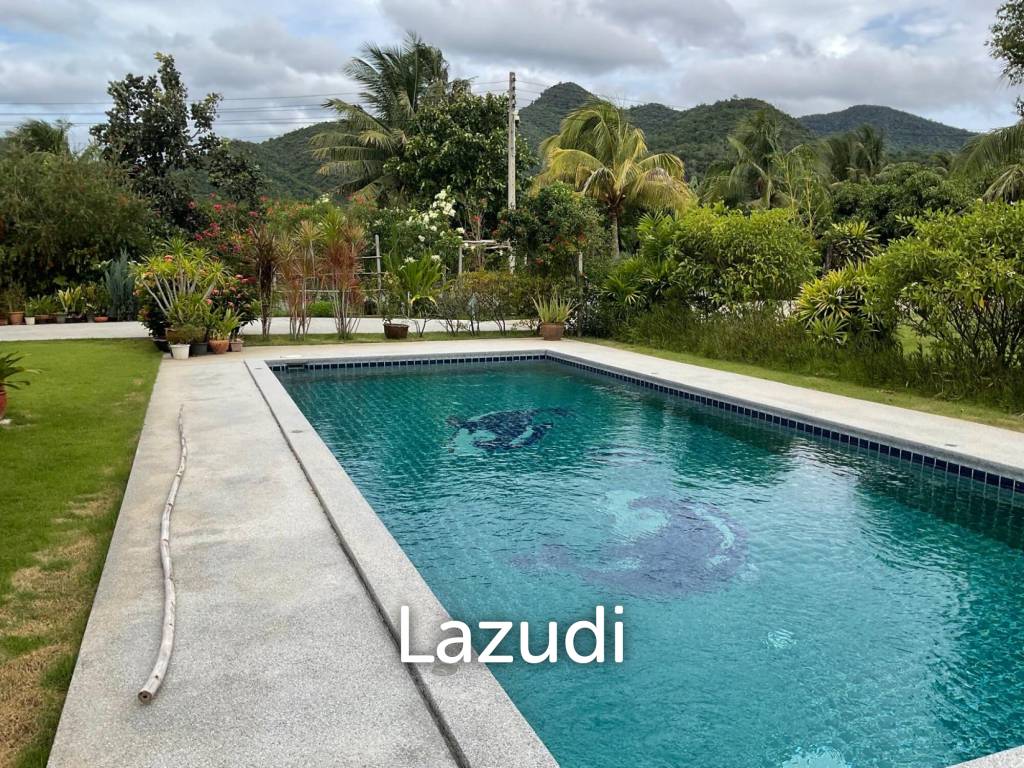 2 Storey Thai Style house with big land plot at Kuiburi
