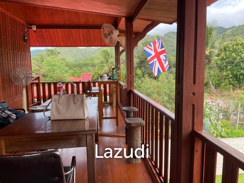 2 Storey Thai Style house with big land plot at Kuiburi