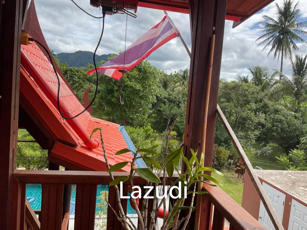 2 Storey Thai Style house with big land plot at Kuiburi