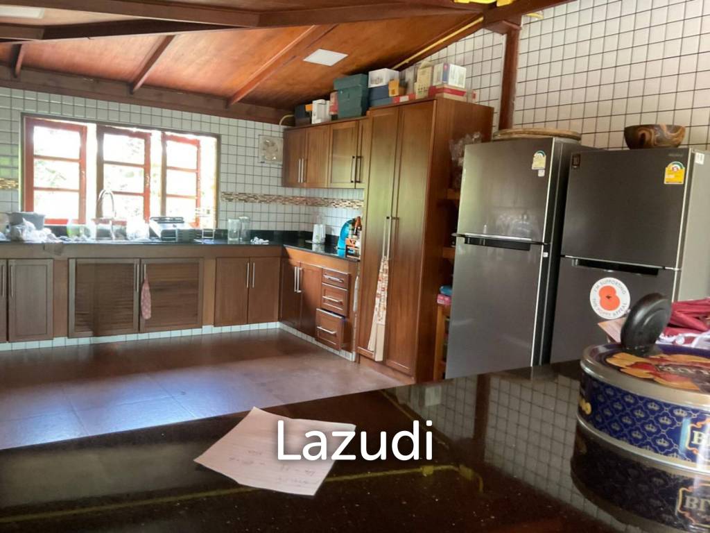 2 Storey Thai Style house with big land plot at Kuiburi