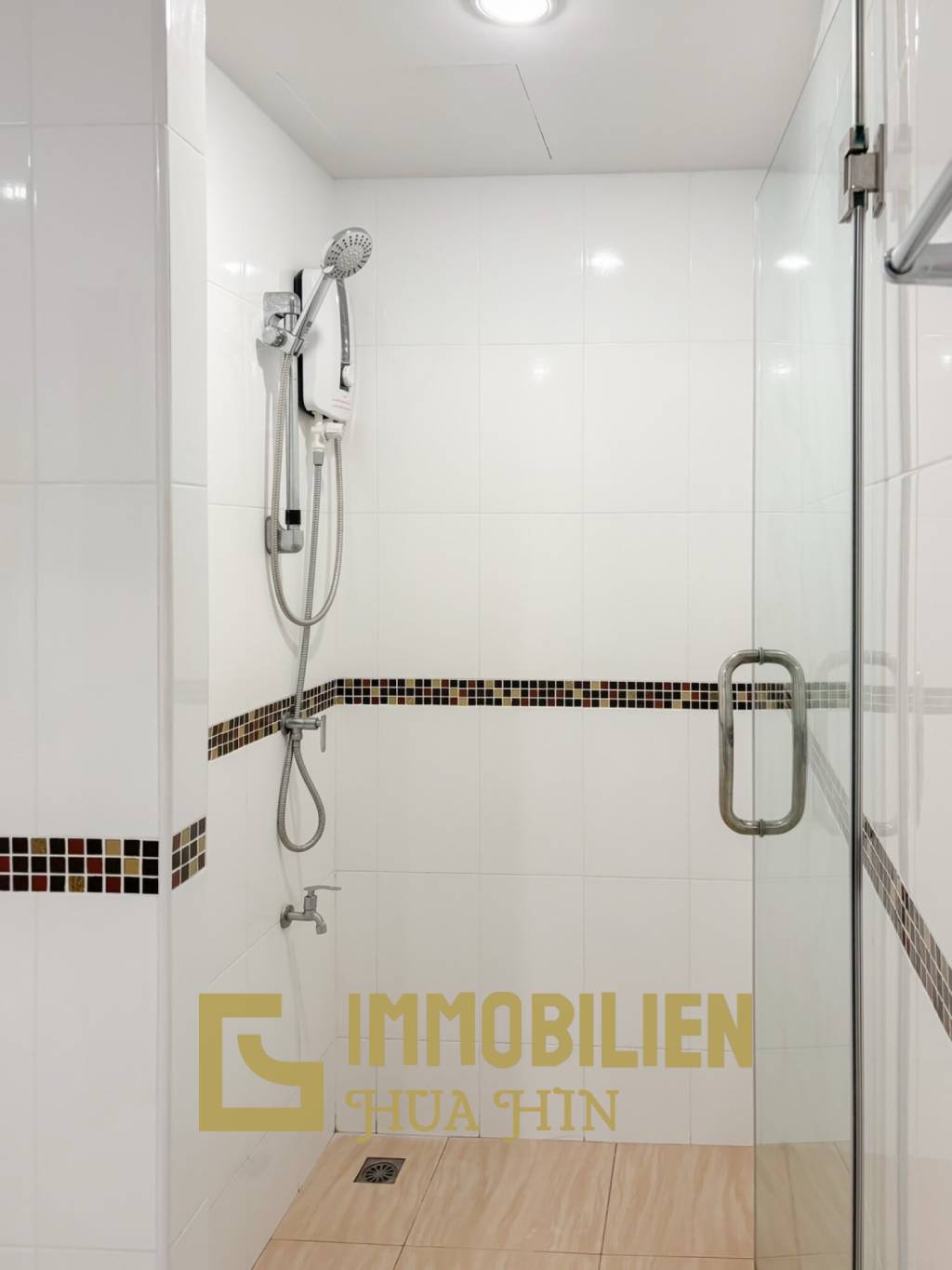 6e étage / chambre séparée / surface habitable de 35 m²