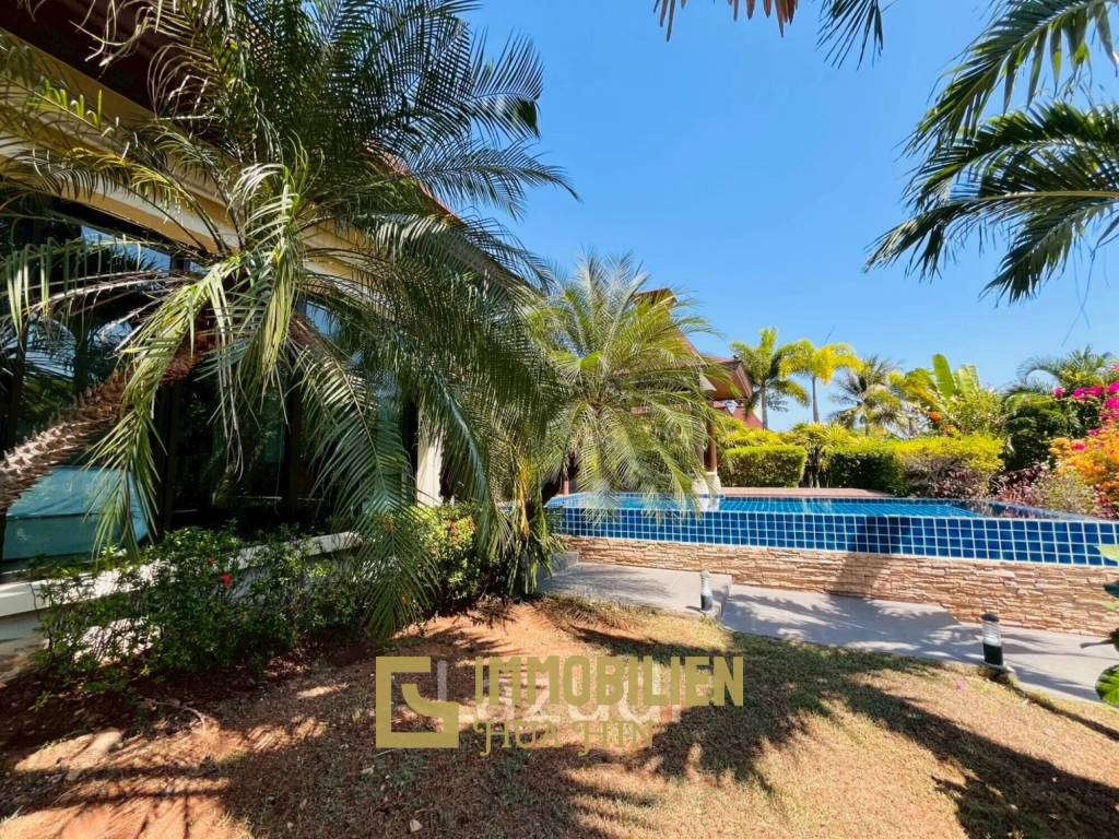 2 chambres + 2 salles de bain / Style thaï/balinais / Terrain de 600 m²