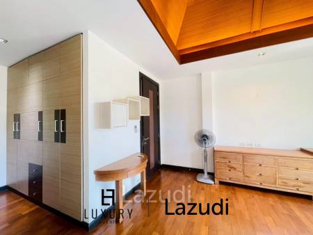 600 Kvm 2 Seng 2 Bad Villa for Salg