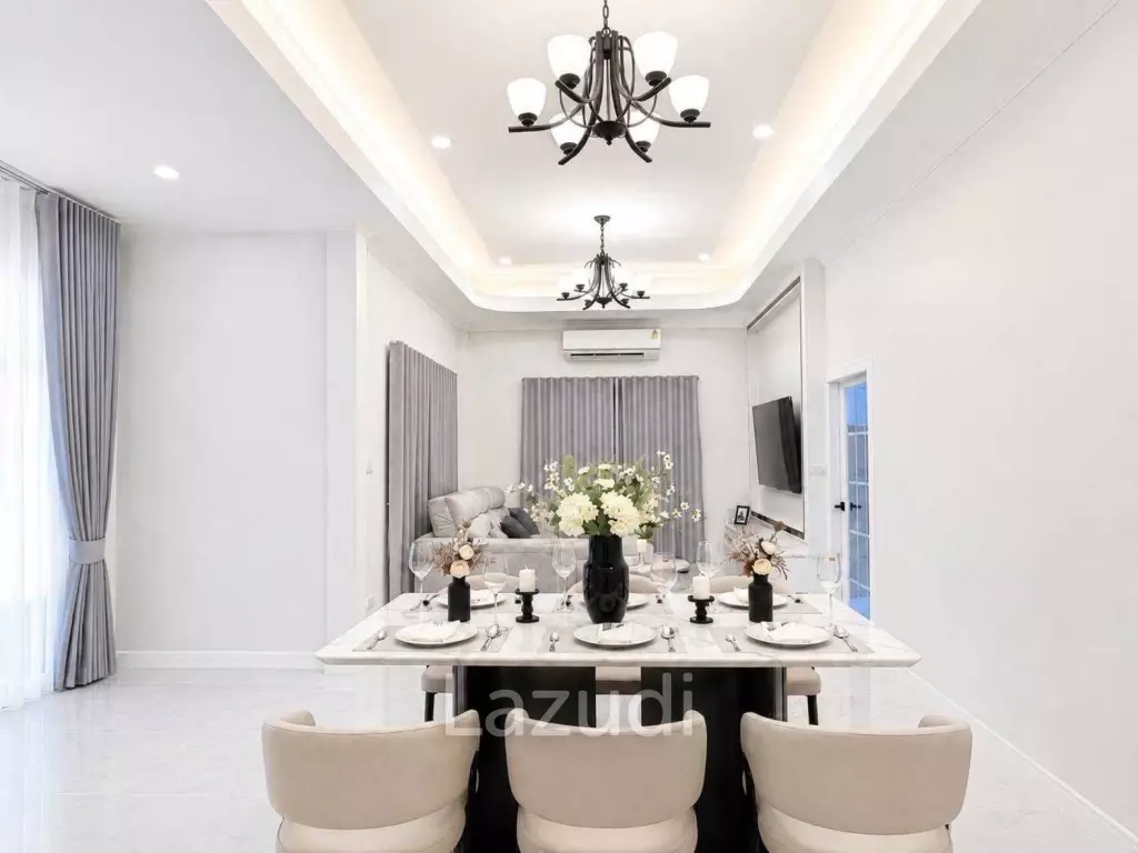 Newly Renovated Modern Luxury Detached House