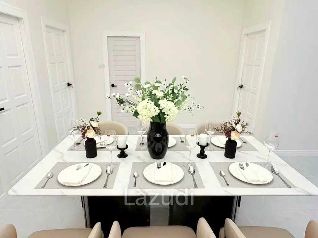 Newly Renovated Modern Luxury Detached House