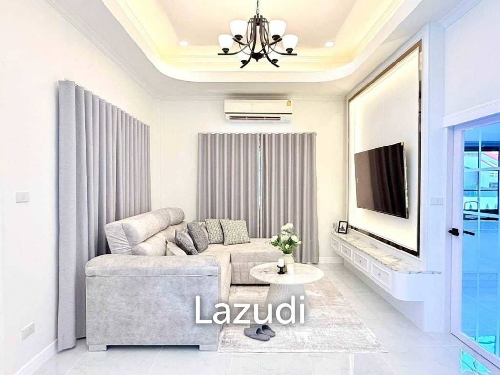 Newly Renovated Modern Luxury Detached House
