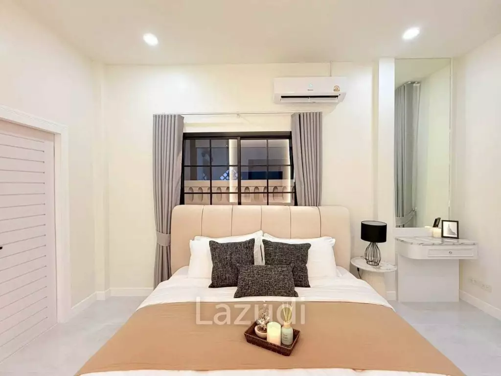 Newly Renovated Modern Luxury Detached House