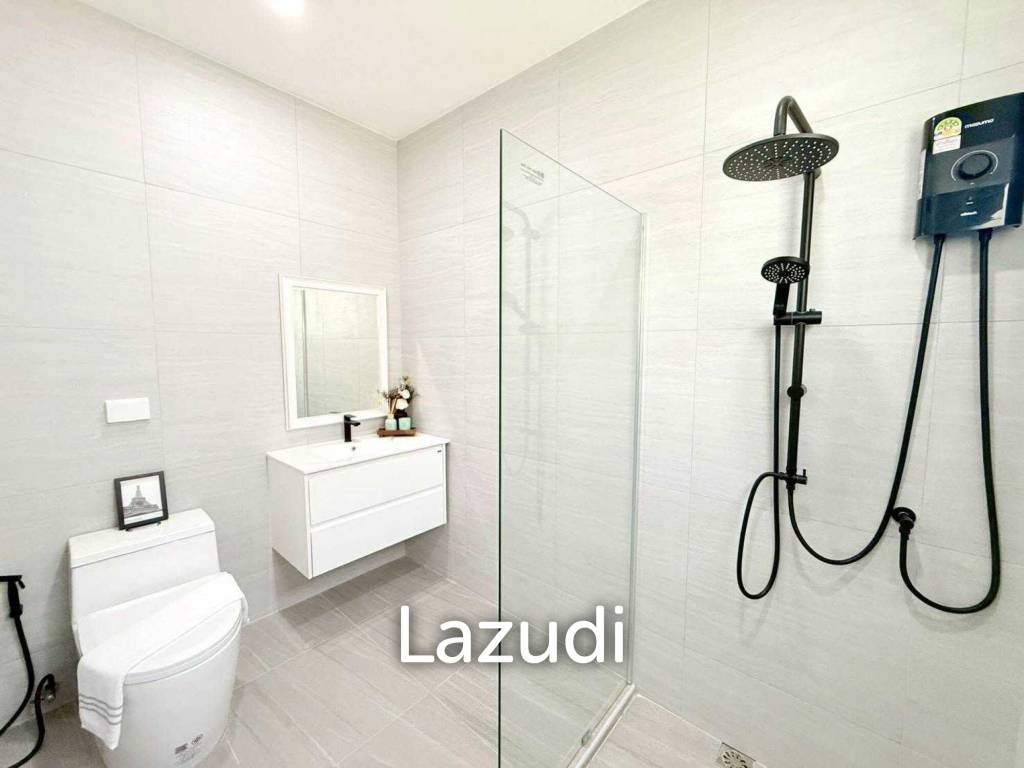 Newly Renovated Modern Luxury Detached House
