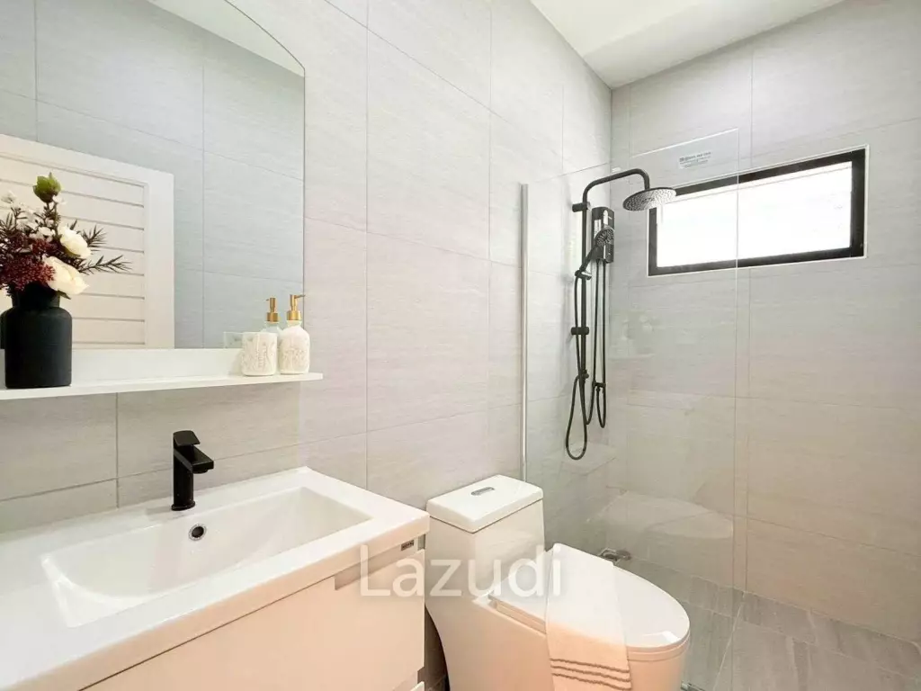 Newly Renovated Modern Luxury Detached House