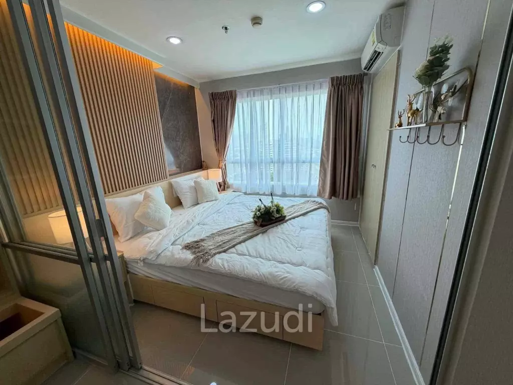 คอนโดวิวทะเล 1 ห้องนอนปรับปรุงใหม่ที่ลุมพินีซีวิวจอมเทียน
