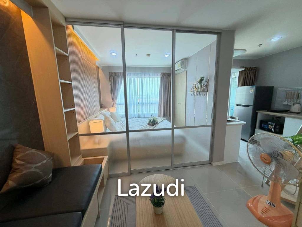 คอนโดวิวทะเล 1 ห้องนอนปรับปรุงใหม่ที่ลุมพินีซีวิวจอมเทียน