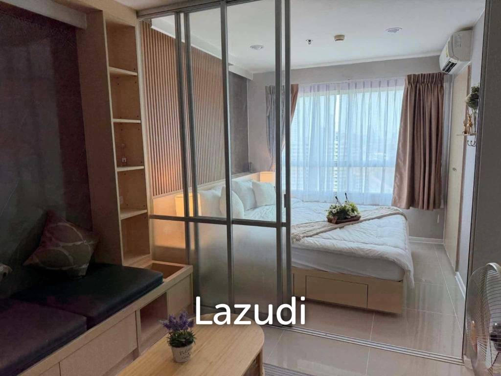 คอนโดวิวทะเล 1 ห้องนอนปรับปรุงใหม่ที่ลุมพินีซีวิวจอมเทียน