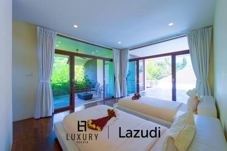 1,400 Kvm 5 Seng 5 Bad Villa for Salg