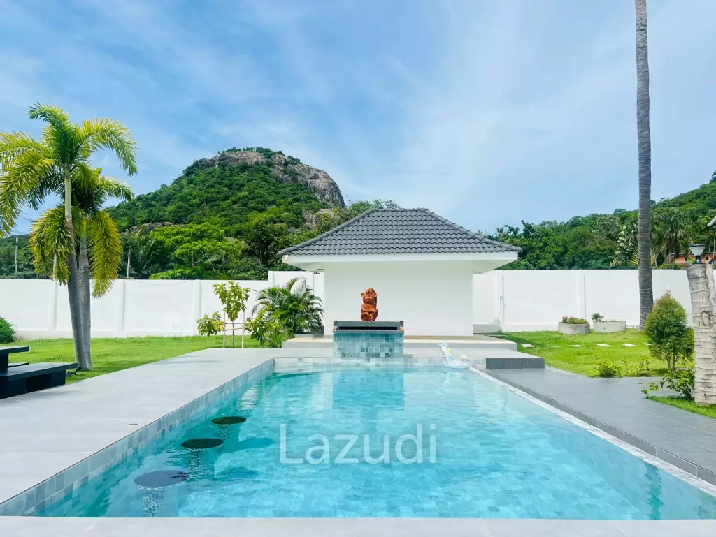 Modern Pool Villa with Panoramic Mountain Views