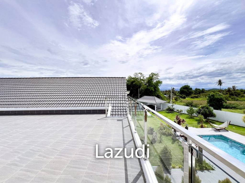 Modern Pool Villa with Panoramic Mountain Views