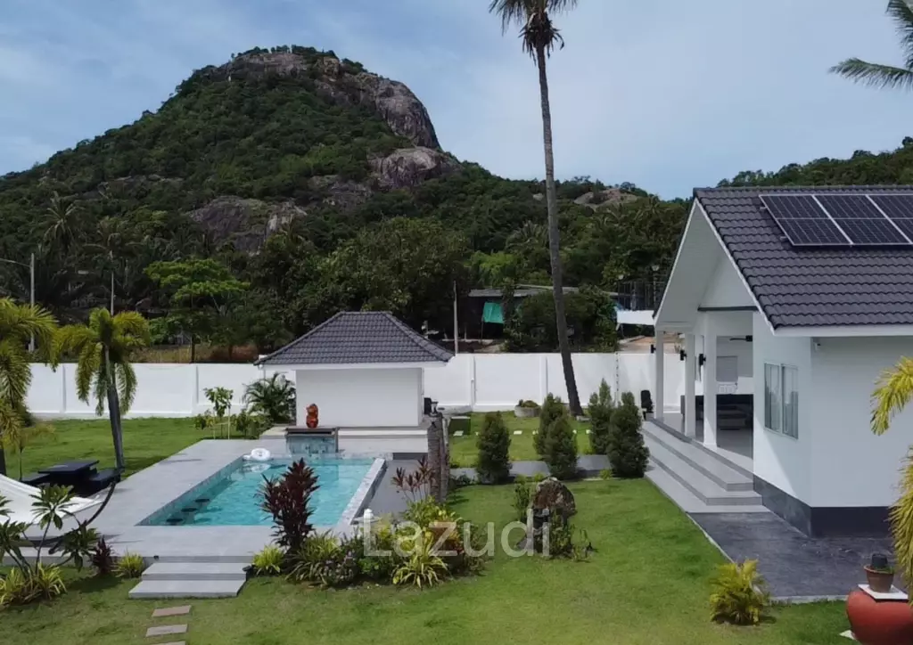 Modern Pool Villa with Panoramic Mountain Views