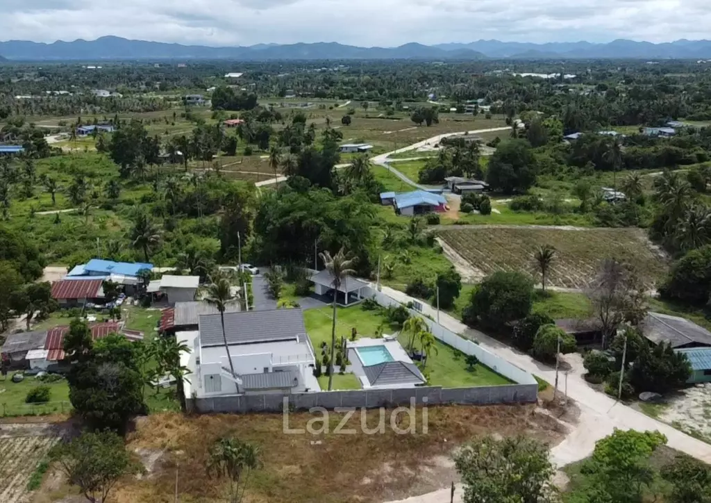 Modern Pool Villa with Panoramic Mountain Views