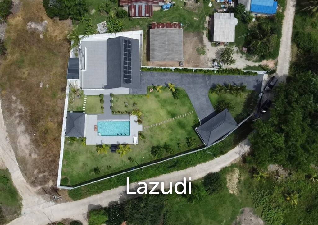 Modern Pool Villa with Panoramic Mountain Views