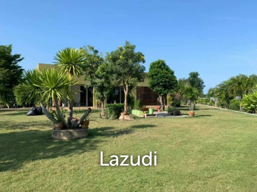 3,200 ตร.ม 3 เตียง 4 อาบน้ำ วิลล่า For ขาย