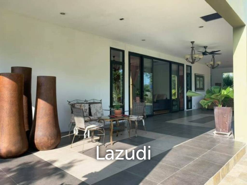 3,200 ตร.ม 3 เตียง 4 อาบน้ำ วิลล่า For ขาย