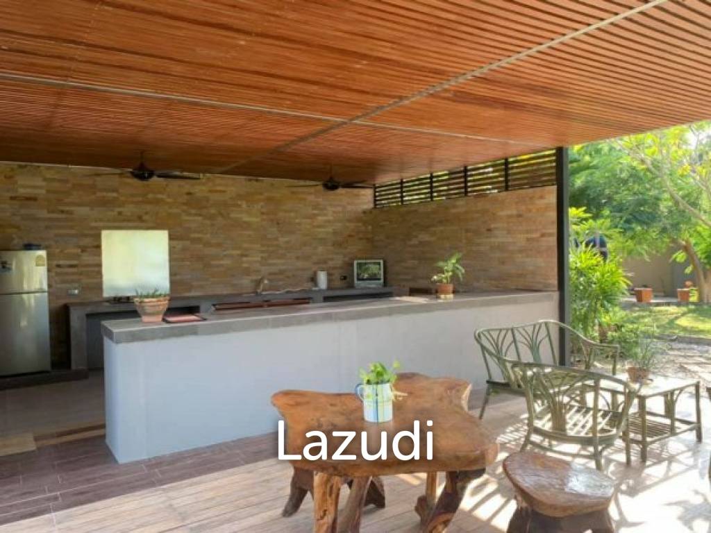 3,200 ตร.ม 3 เตียง 4 อาบน้ำ วิลล่า For ขาย