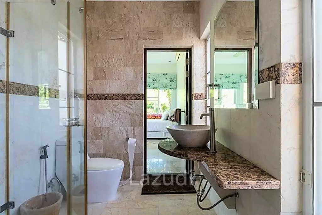 HANA VILLAGE 1: Highest Quality 5 Bed Pool Villa