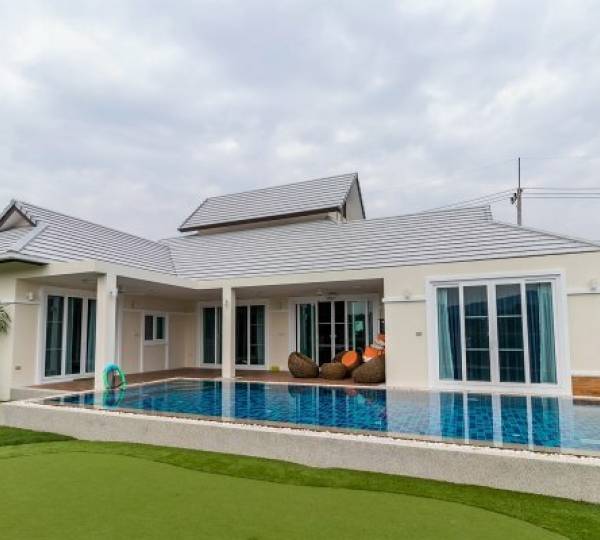 EMERALD SCENERY: 4 Bed Pool Villa EMERALD SCENERY: 4 Bed Pool Villa