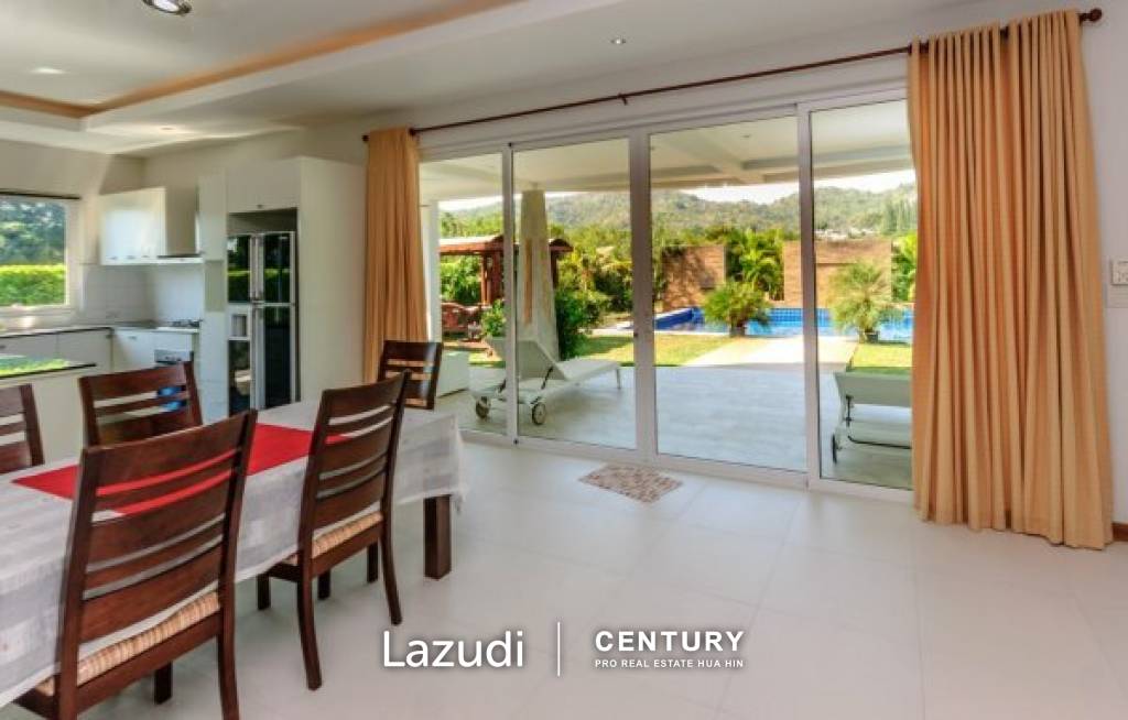 STUART PARK 2: 3 Bed Luxury Grand Pool Villa