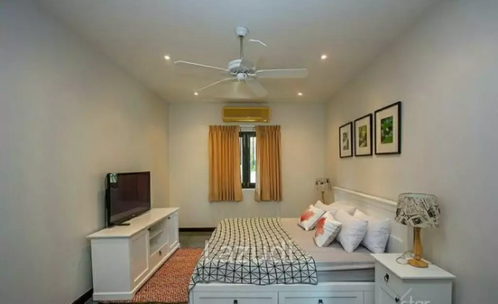 Luxury 4 Bed Pool Villa on Large Land Plot