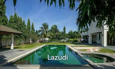 4 Bed 4 Bath Villa For Sale