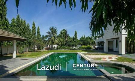 Luxury 4 Bed Pool Villa on Large Land Plot