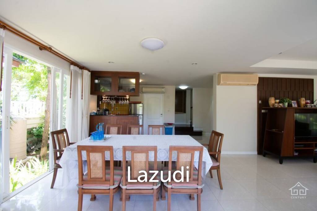 BAAN TALAY SAMRAN: 4 Bed Beachfront Villa