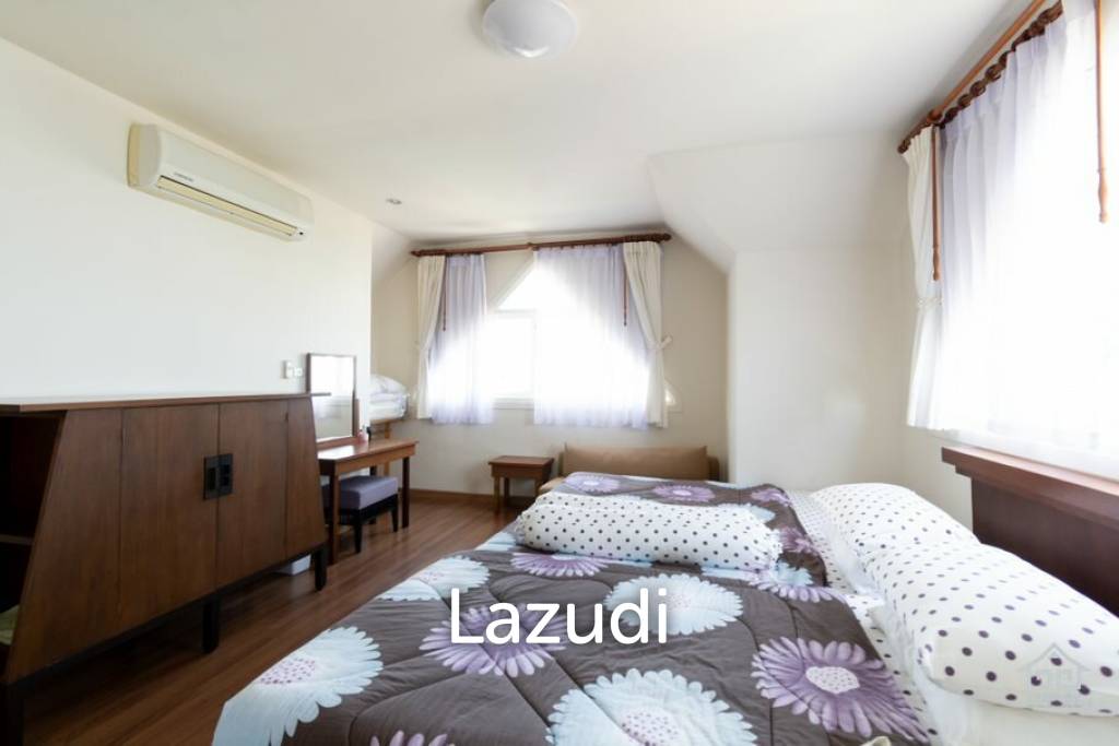 BAAN TALAY SAMRAN: 4 Bed Beachfront Villa