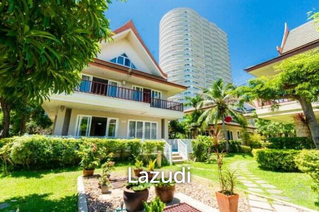 BAAN TALAY SAMRAN: 4 Bed Beachfront Villa