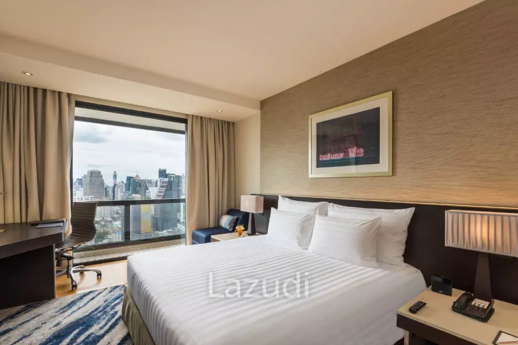 1 Bed 1 Bath 95 SQ.M. The Emporium Suites