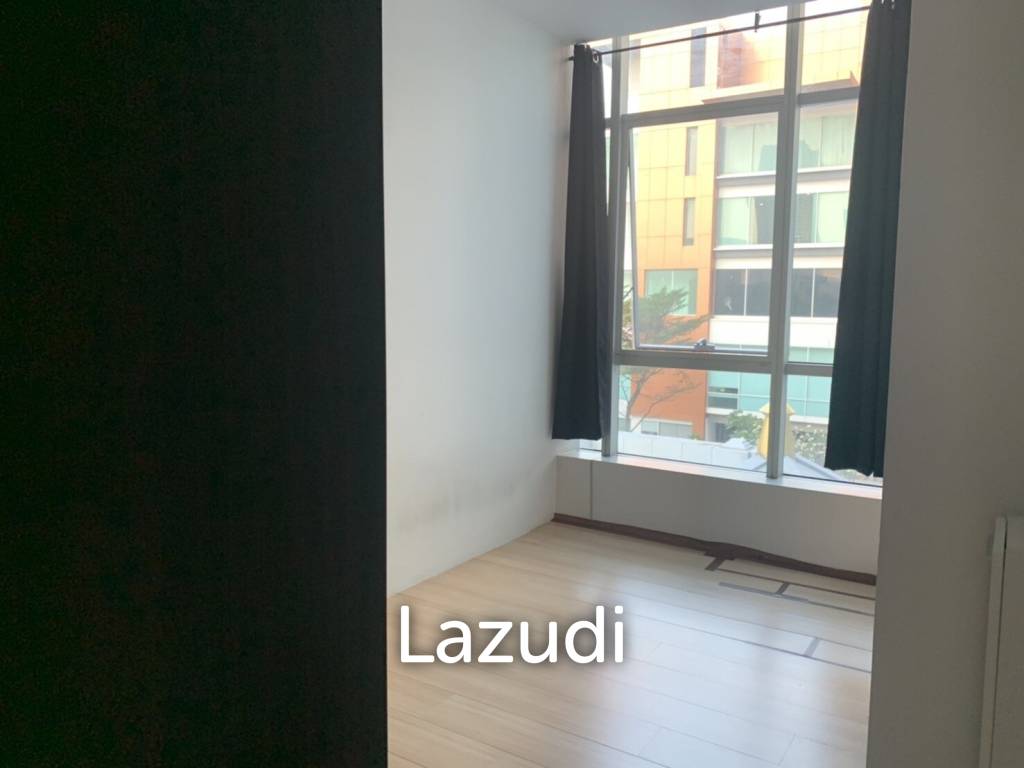 2 Bed 60.19 SQ.M. Baan Sathorn Chaopraya