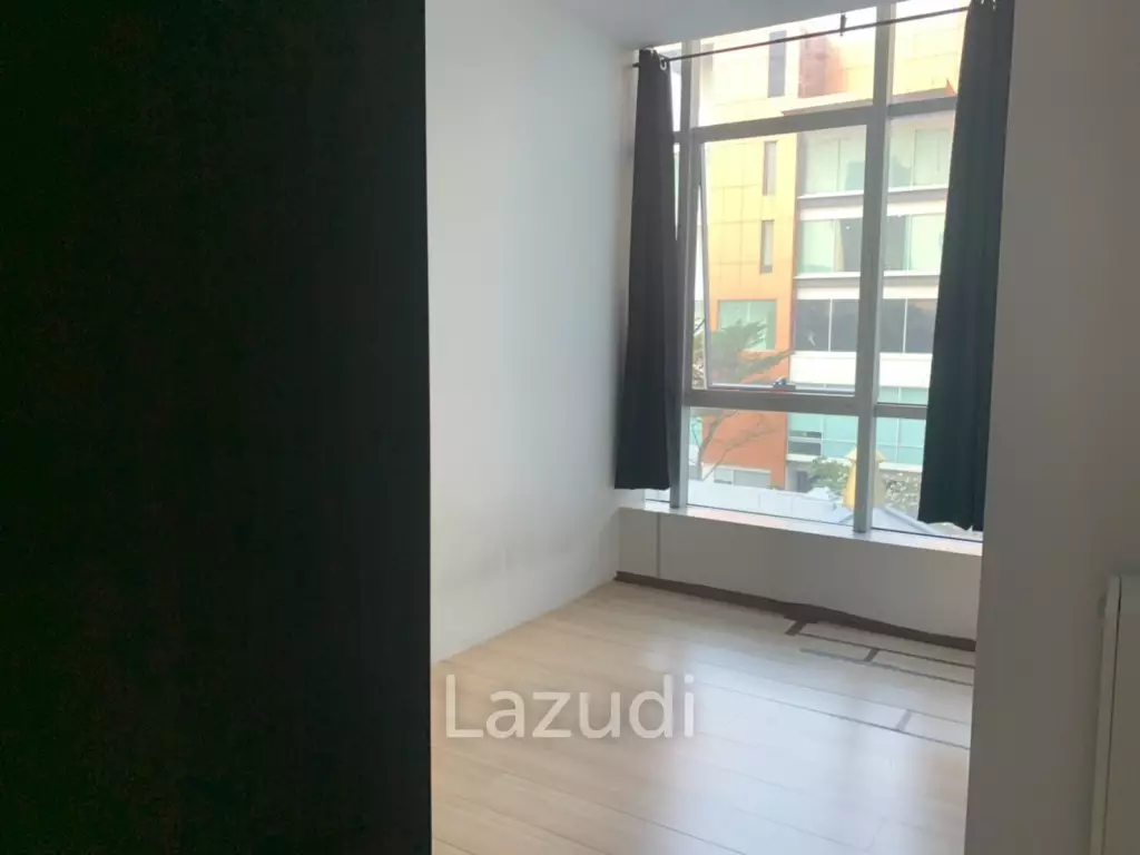 2 Bed 60.19 SQ.M. Baan Sathorn Chaopraya