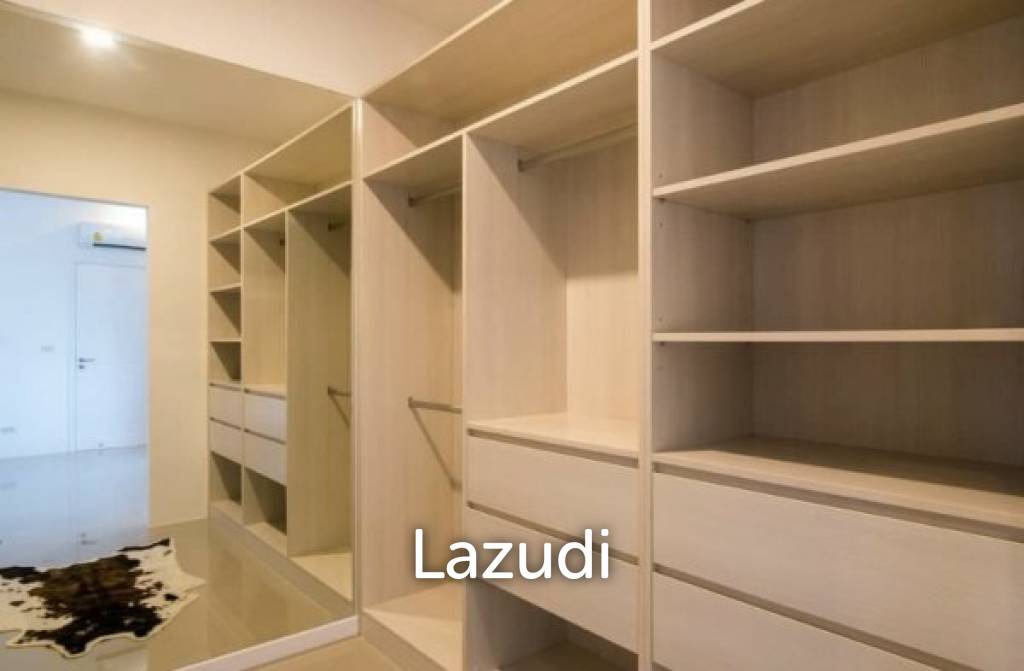 FALCON HILL : Great Quality 2 + 3 Bed apartment Houses