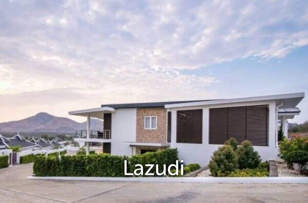 FALCON HILL : Great Quality 2 + 3 Bed apartment Houses