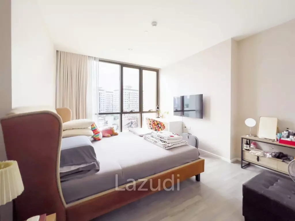 2 Bed 2 Bath 83 SQ.M The Room Sukhumvit 69